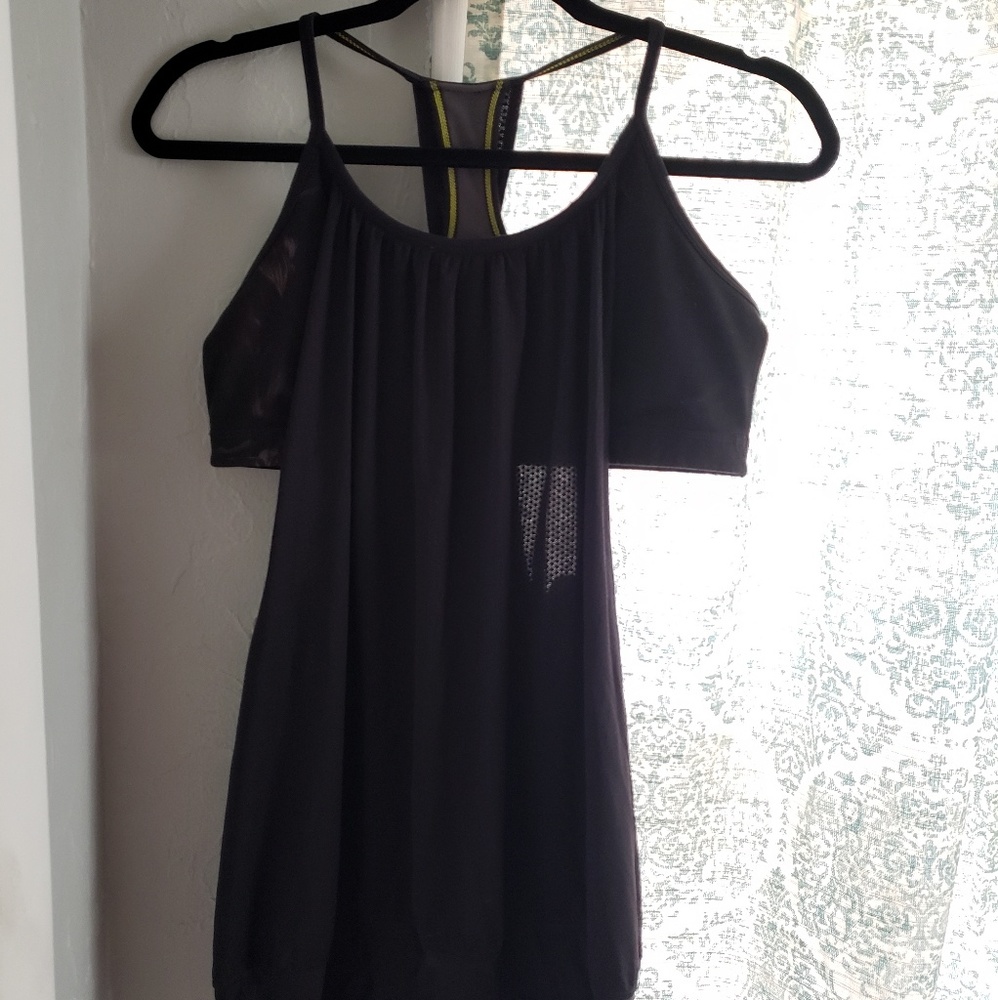 Lululemon Workout Top Built in Bra